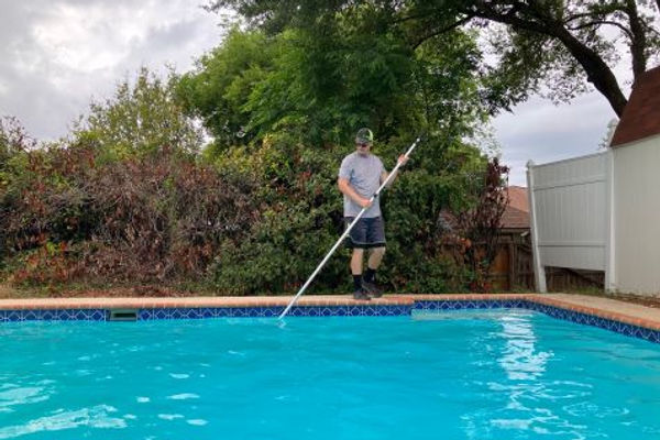 Brushing pool